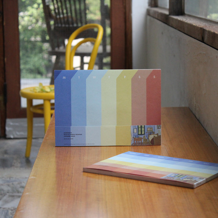 Weekly deskpad with Van gogh's artwork on the table