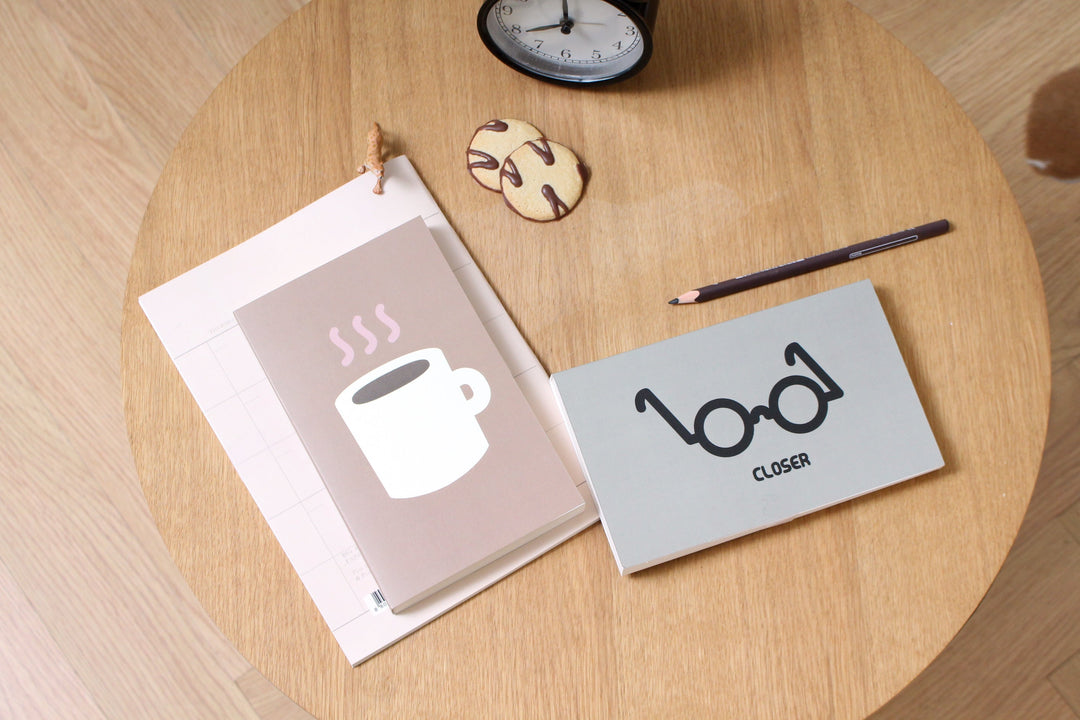 Paperways Idea Notebook Closer & Lifesaver Lifestyle Photo